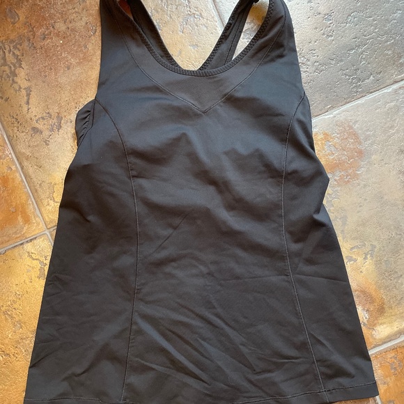 LULULEMON TURBO RACERBACK SZ 6 BLACK - Picture 2 of 3